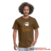 He Slipped - Men's T-Shirt - brown